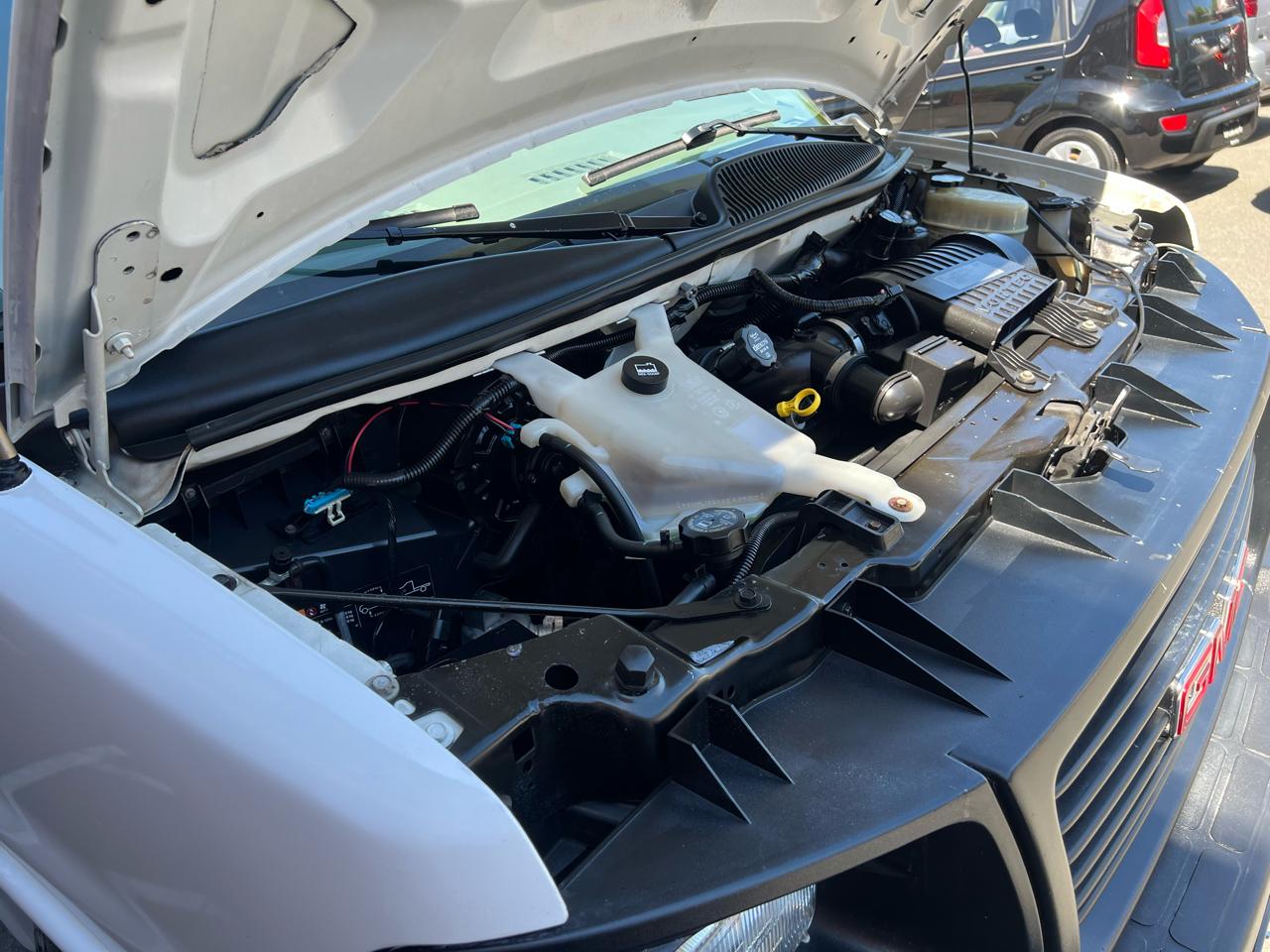 GMC Savana G2500 Cargo 2017