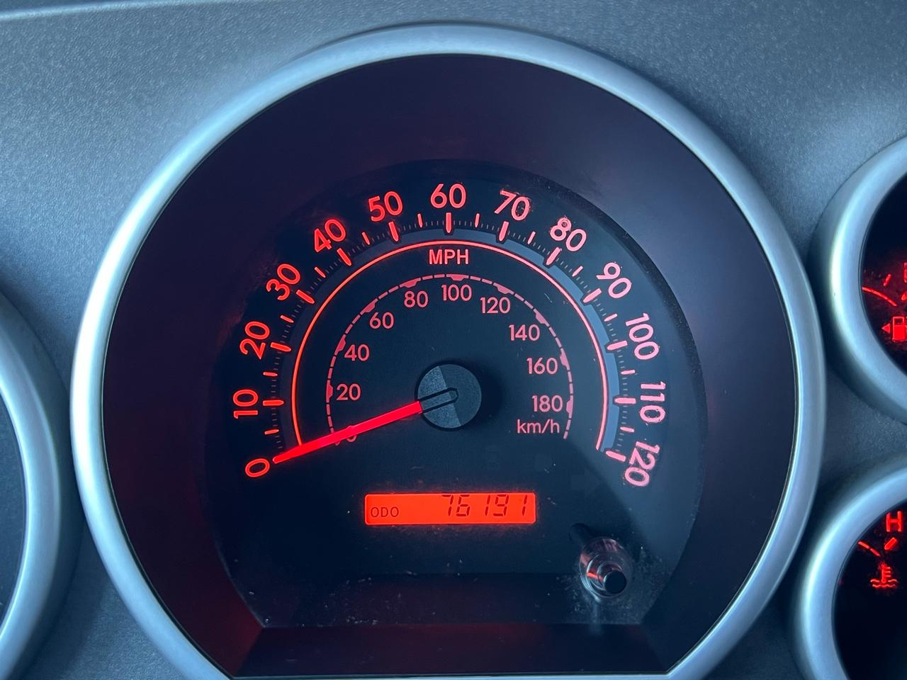 Toyota Tundra Tundra-Grade 5.7L Double Cab 4WD 2011