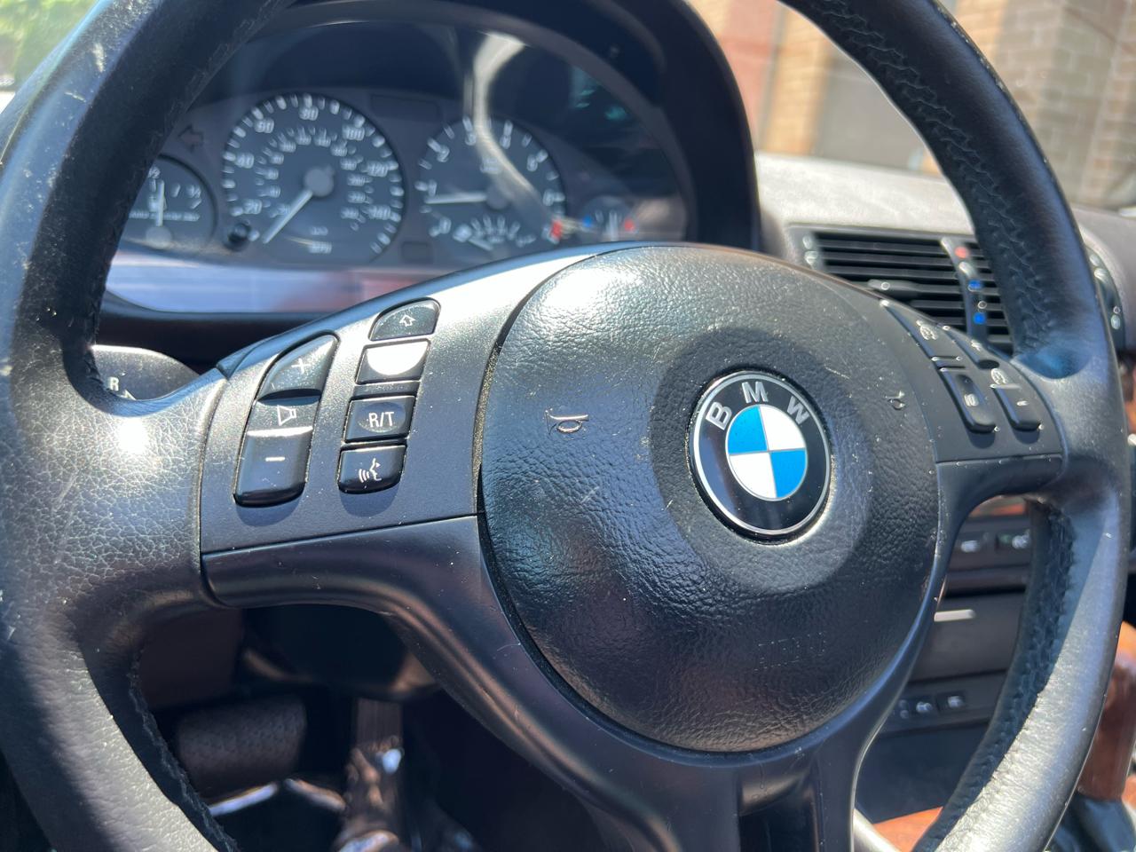 BMW 3-Series 325Ci convertible 2004