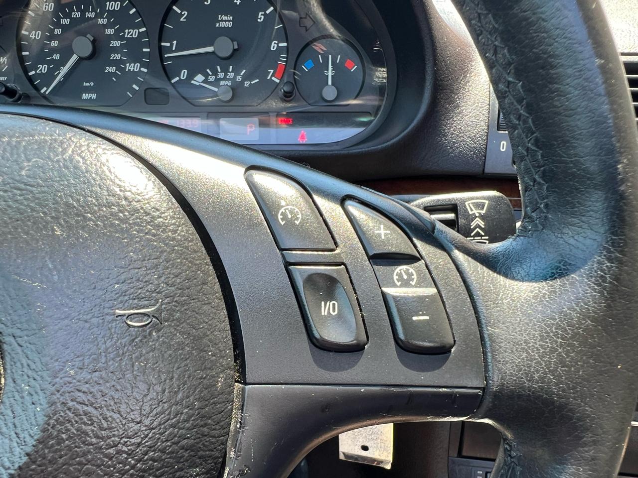 BMW 3-Series 325Ci convertible 2004
