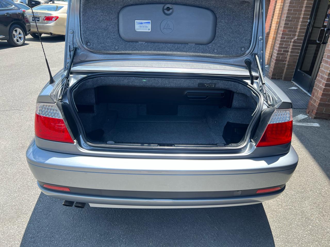 BMW 3-Series 325Ci convertible 2004