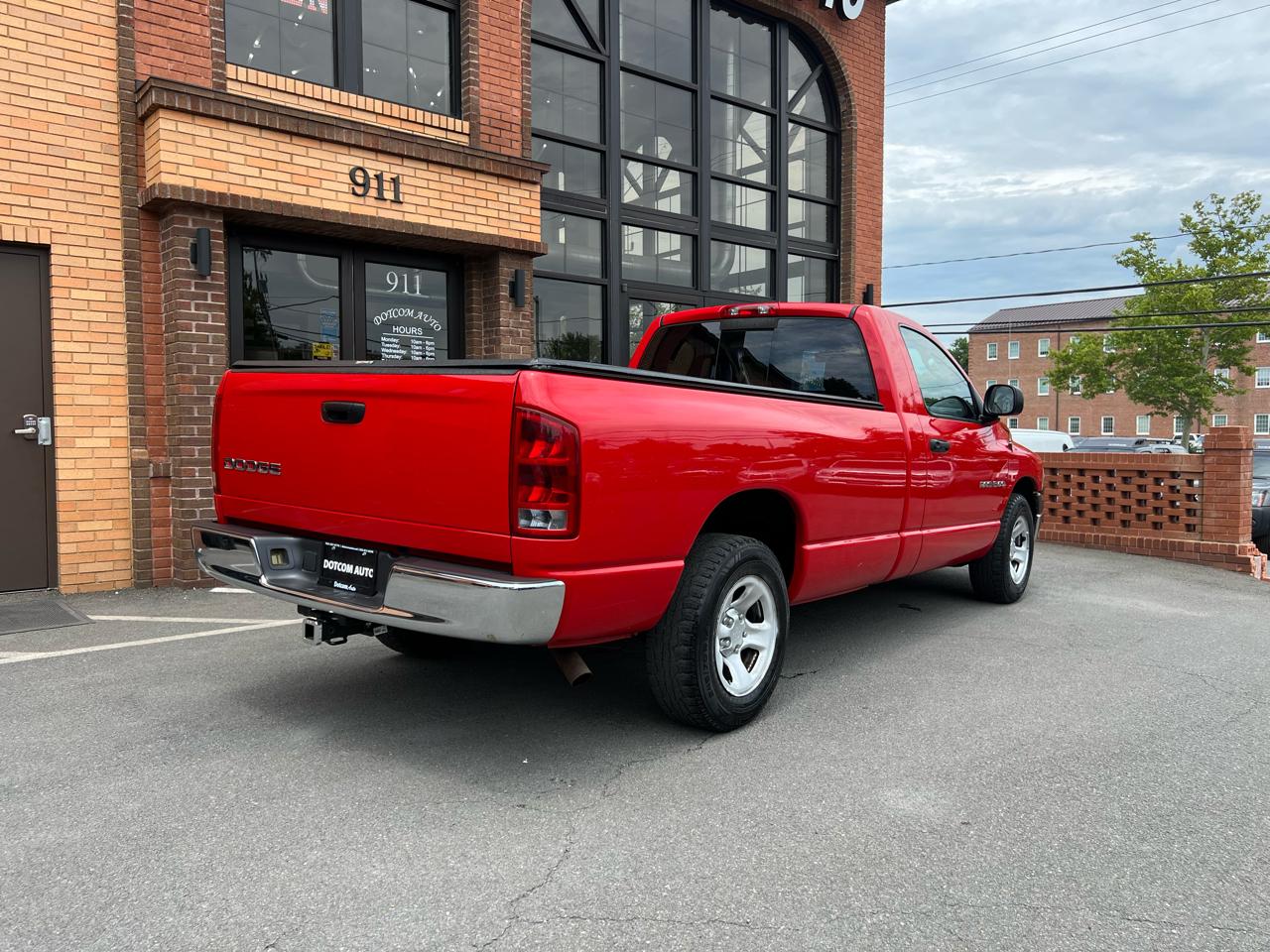 Dodge Ram 1500 SLT Plus Short Bed 2WD 2002