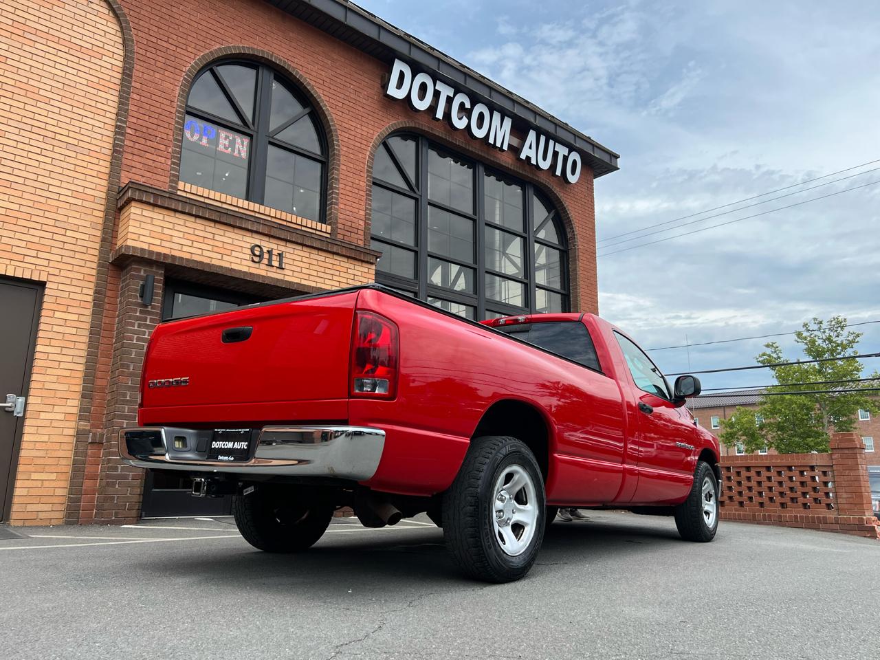 Dodge Ram 1500 SLT Plus Short Bed 2WD 2002