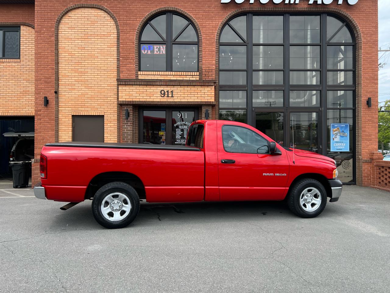 Dodge Ram 1500 SLT Plus Short Bed 2WD 2002