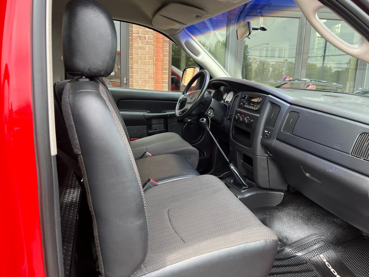 Dodge Ram 1500 SLT Plus Short Bed 2WD 2002
