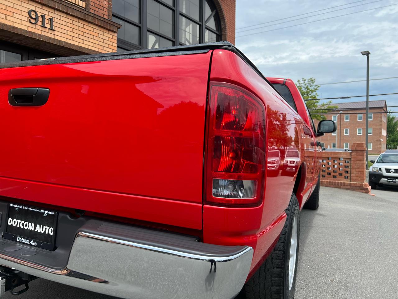 Dodge Ram 1500 SLT Plus Short Bed 2WD 2002