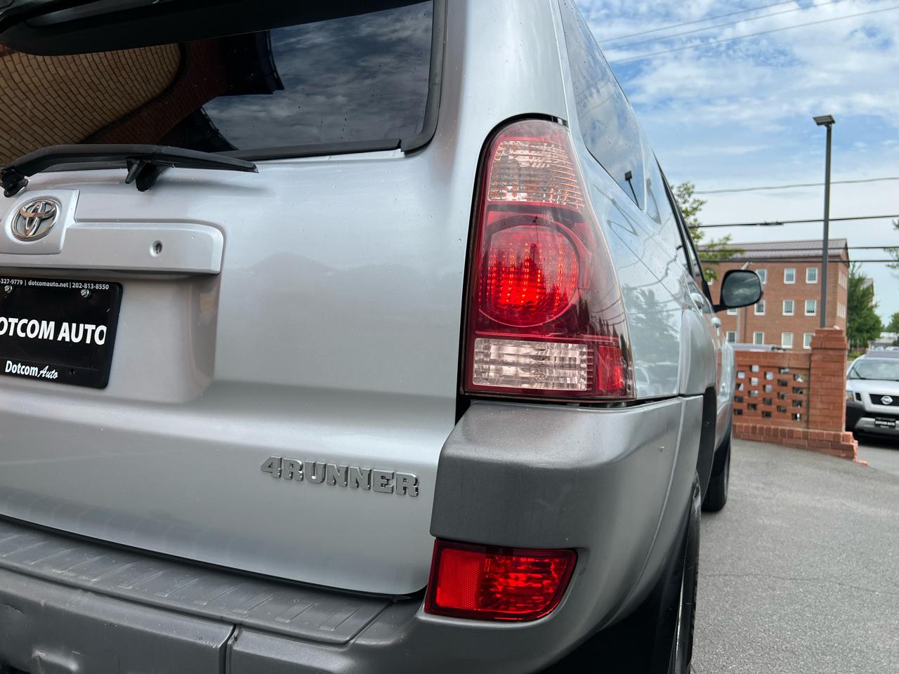 Toyota 4Runner SR5 4WD 2003