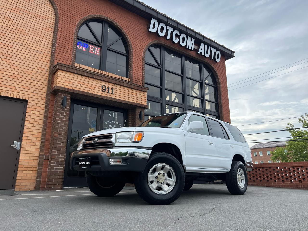 Toyota 4Runner SR5 4WD 1999