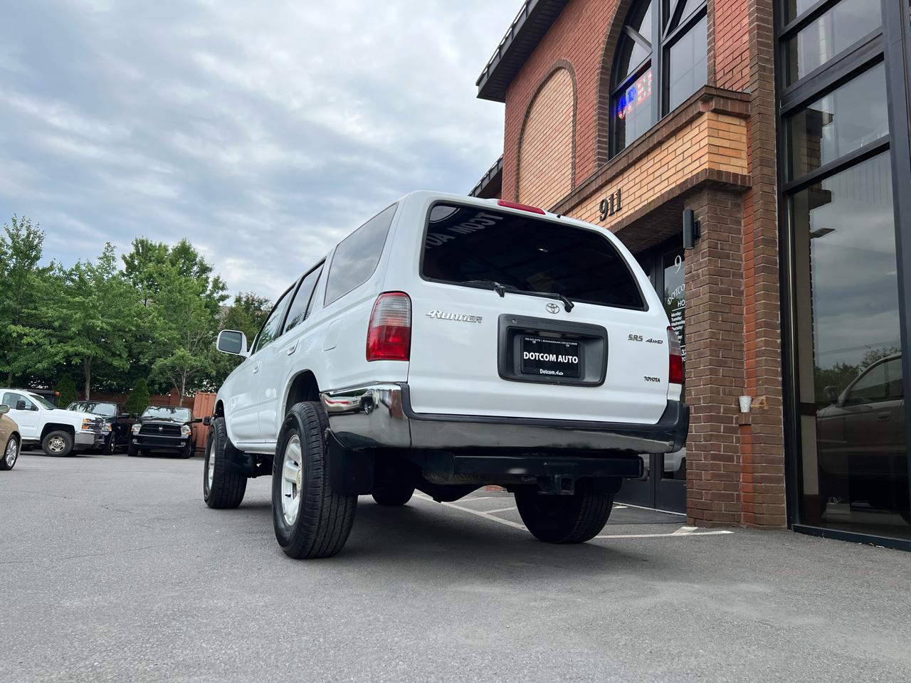Toyota 4Runner SR5 4WD 1999