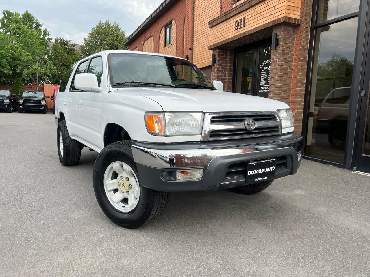 Toyota 4Runner SR5 4WD 1999
