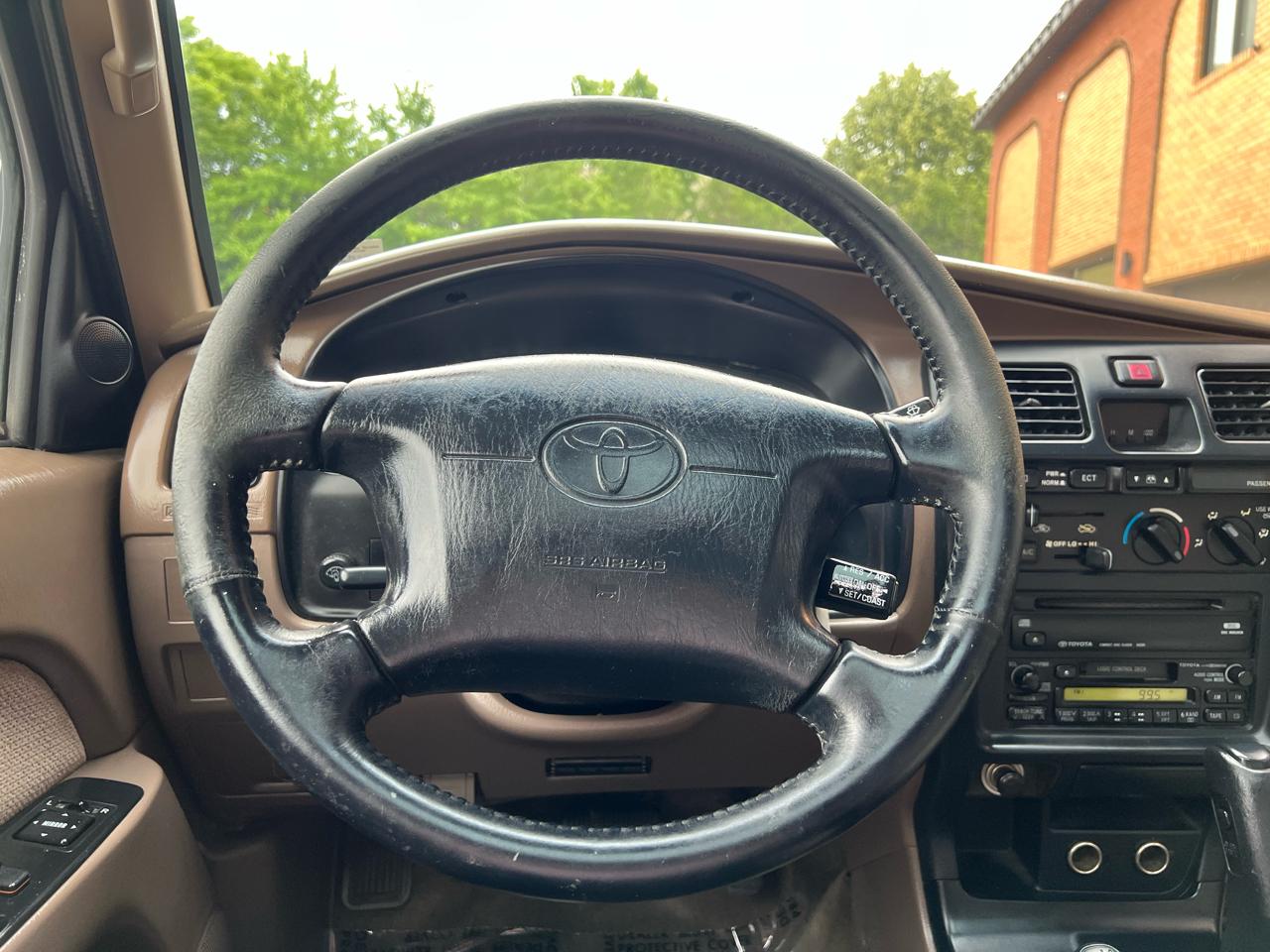 Toyota 4Runner SR5 4WD 1999