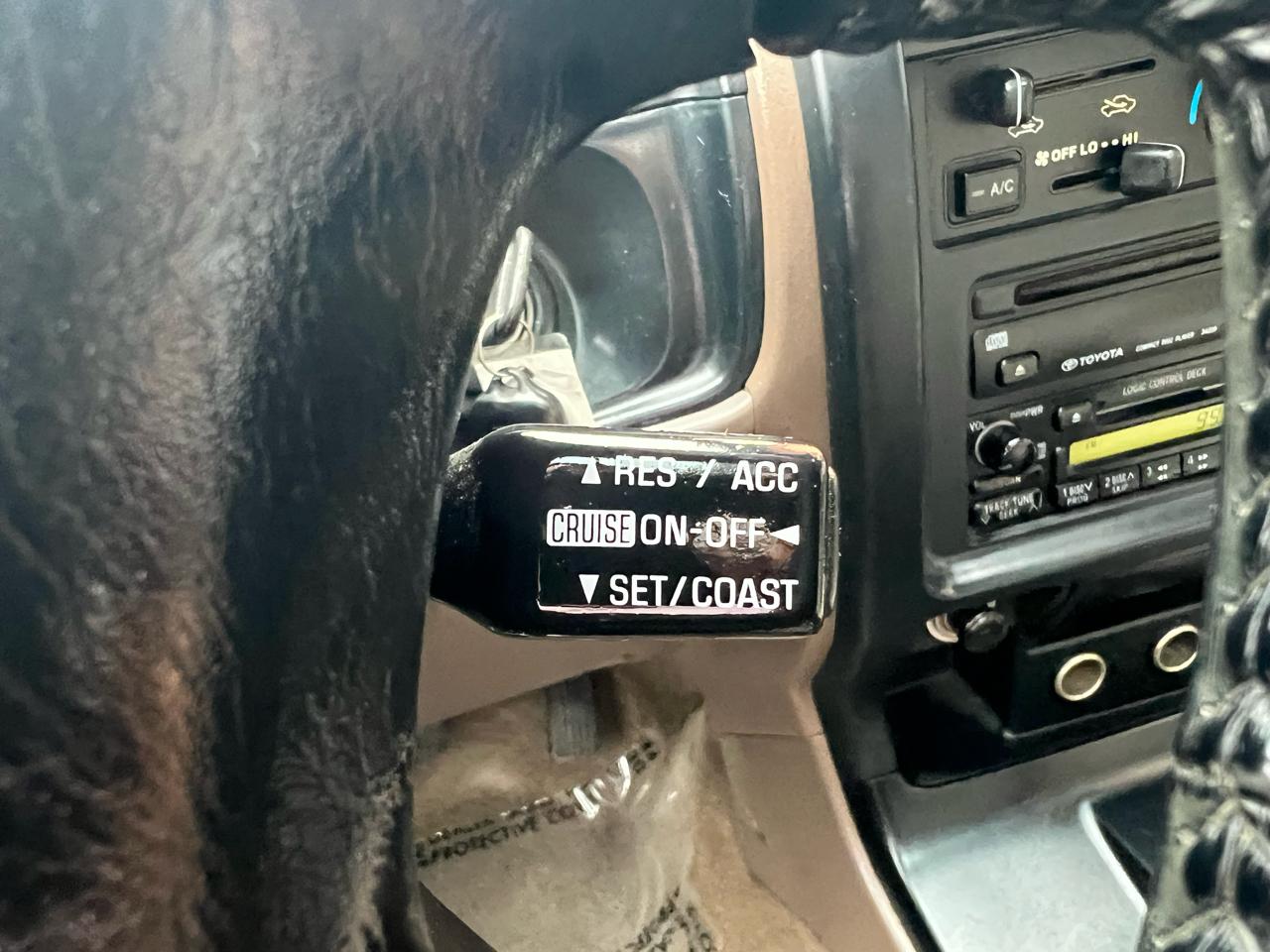 Toyota 4Runner SR5 4WD 1999