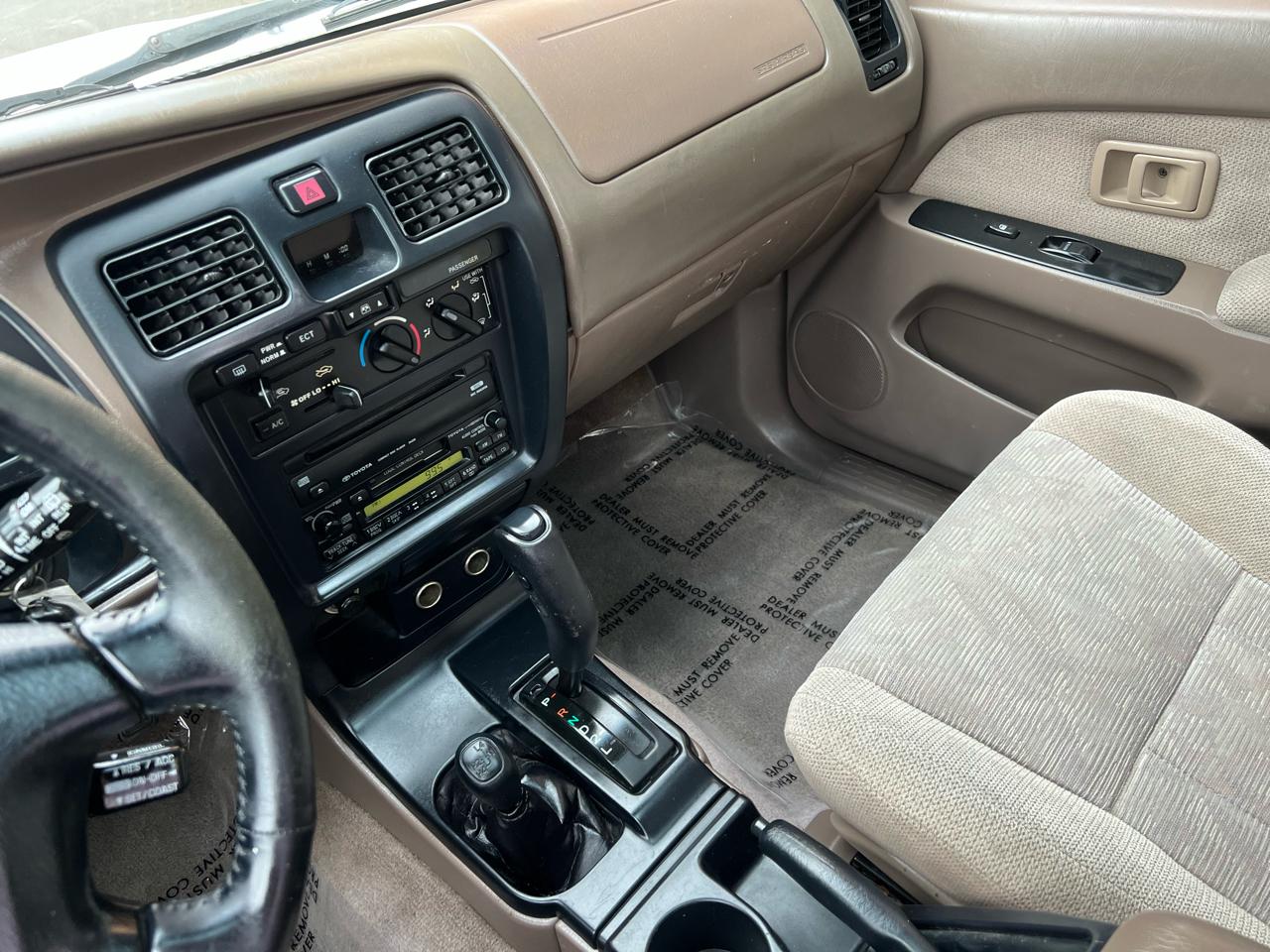 Toyota 4Runner SR5 4WD 1999