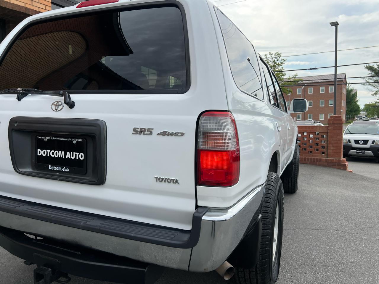 Toyota 4Runner SR5 4WD 1999