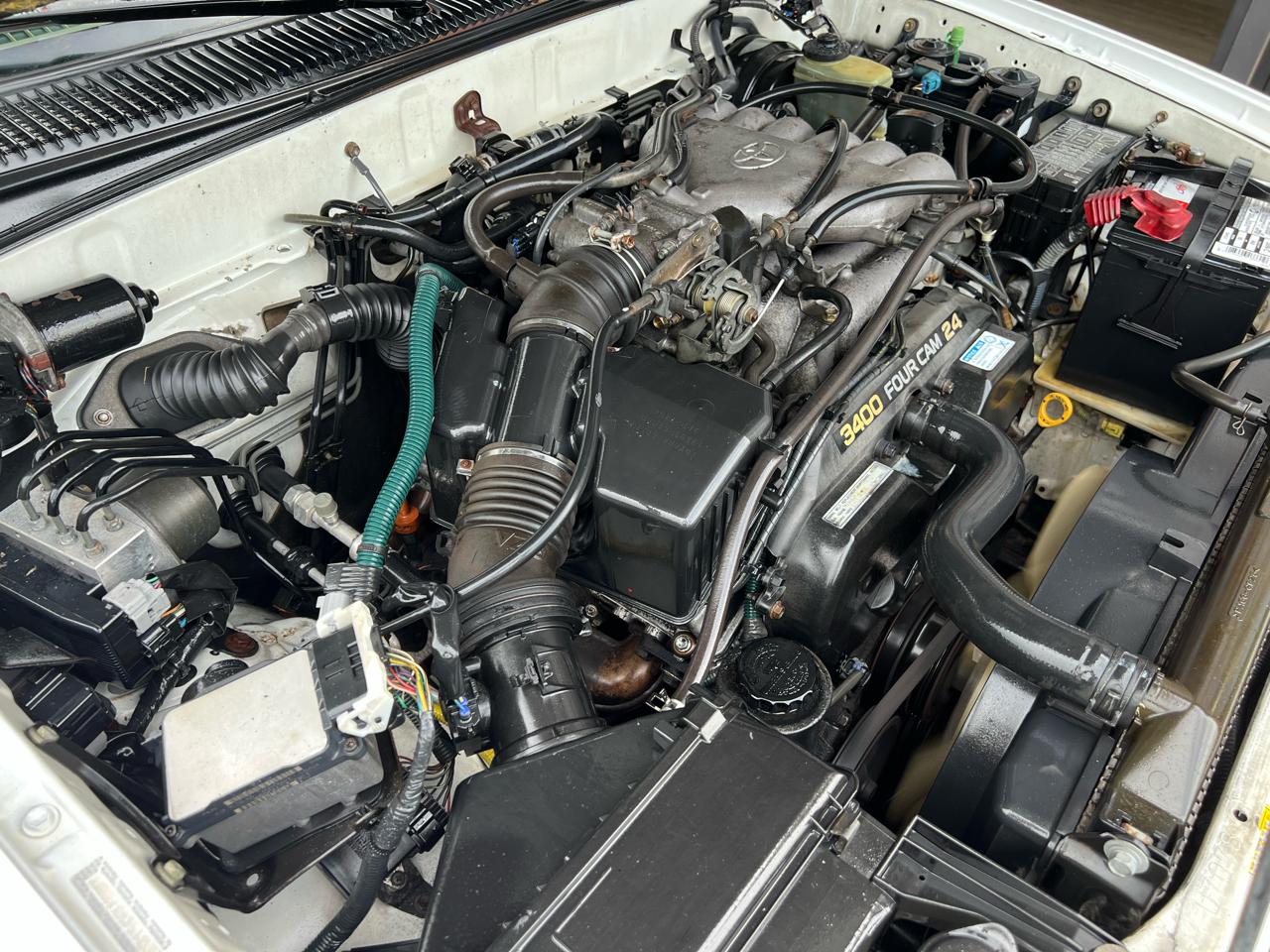 Toyota 4Runner SR5 4WD 1999