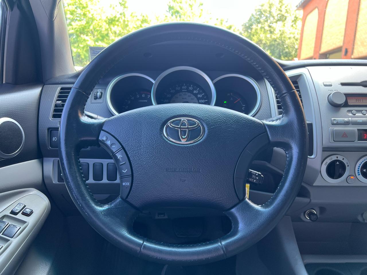 Toyota Tacoma Double Cab V6 4WD 2006