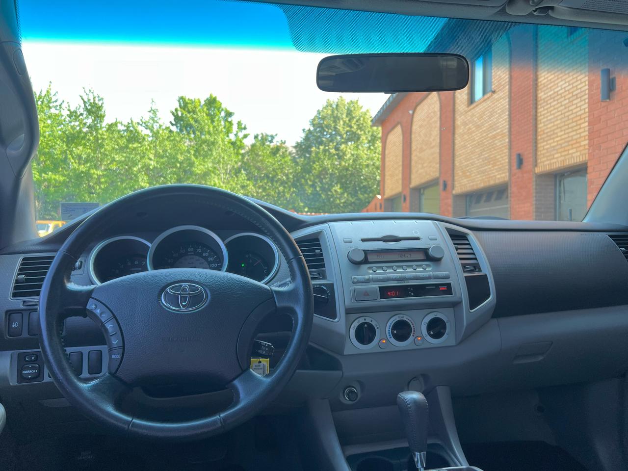 Toyota Tacoma Double Cab V6 4WD 2006