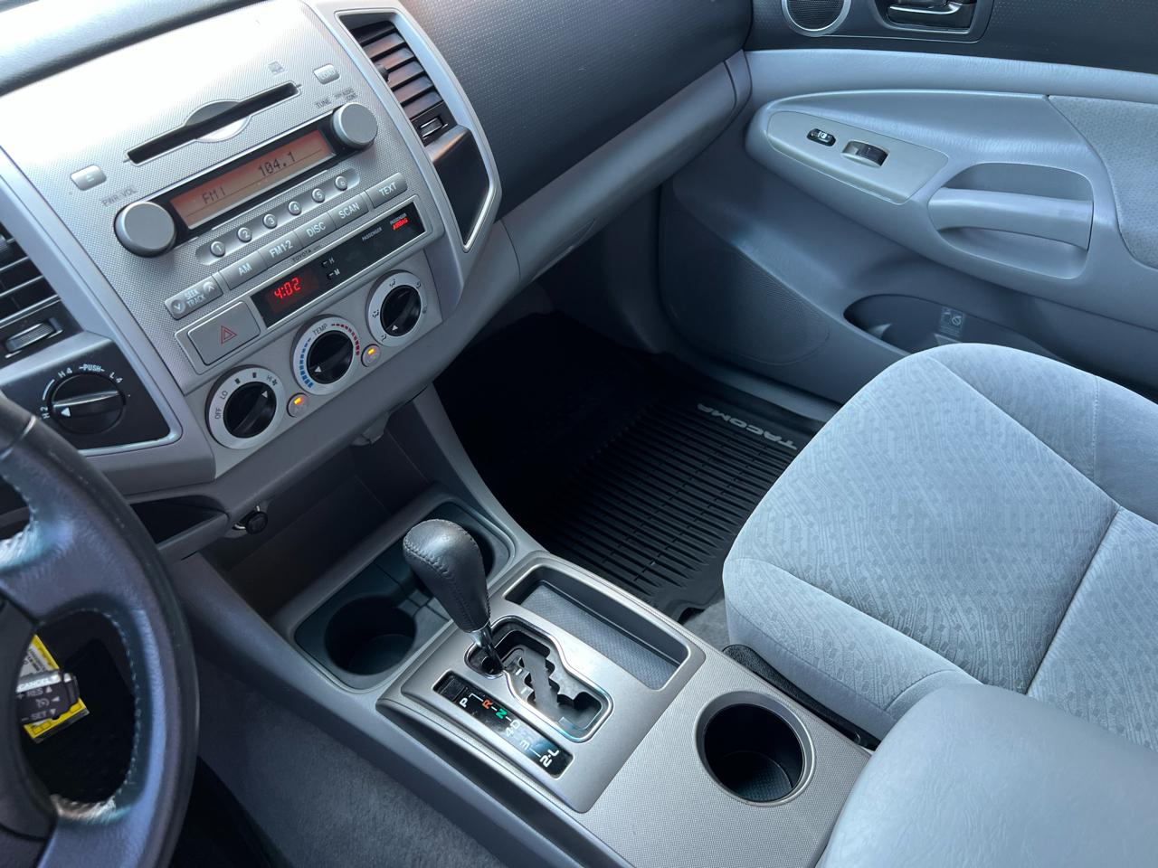 Toyota Tacoma Double Cab V6 4WD 2006