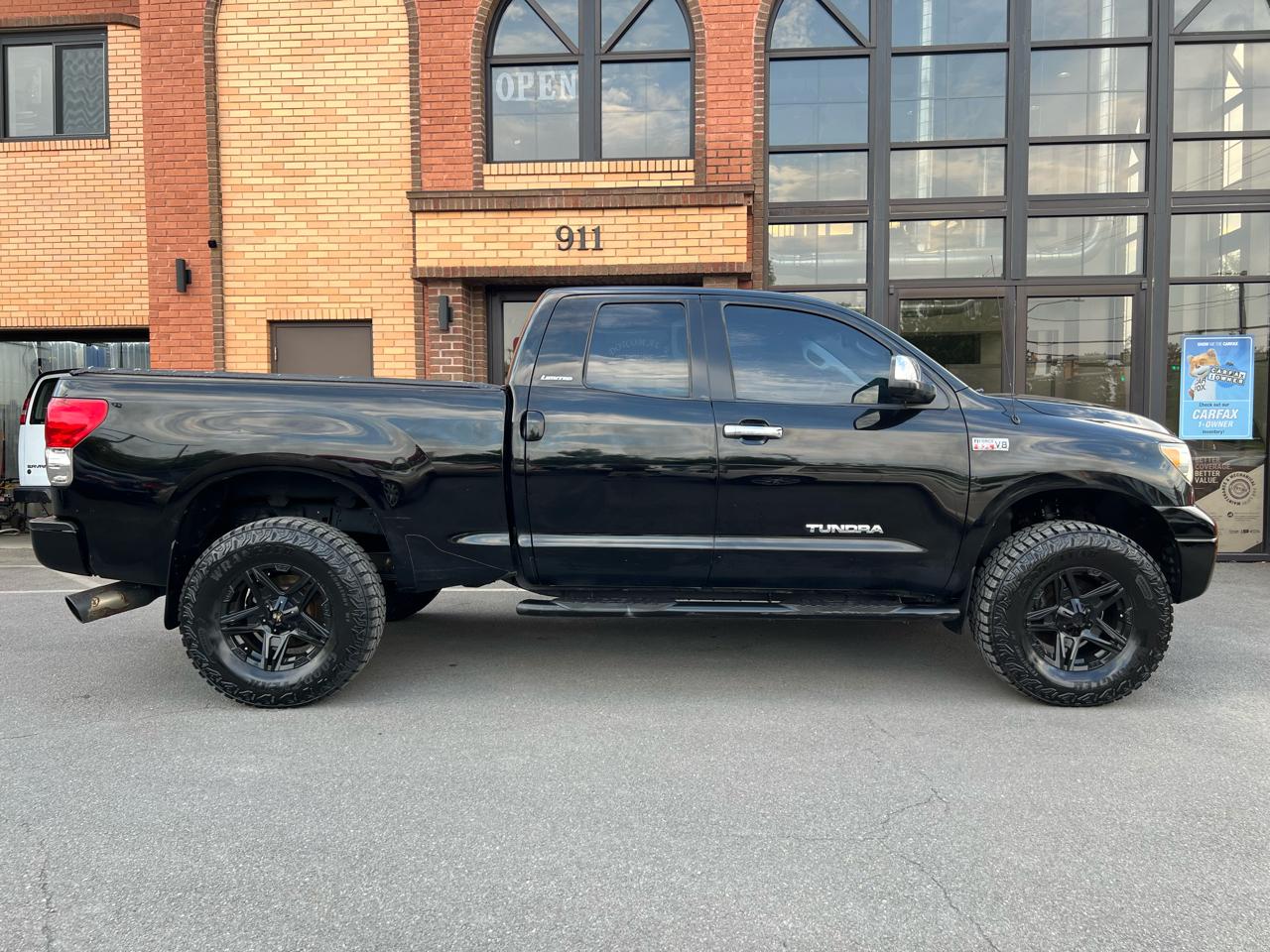 Toyota Tundra Limited Double Cab 5.7L 4WD 2008