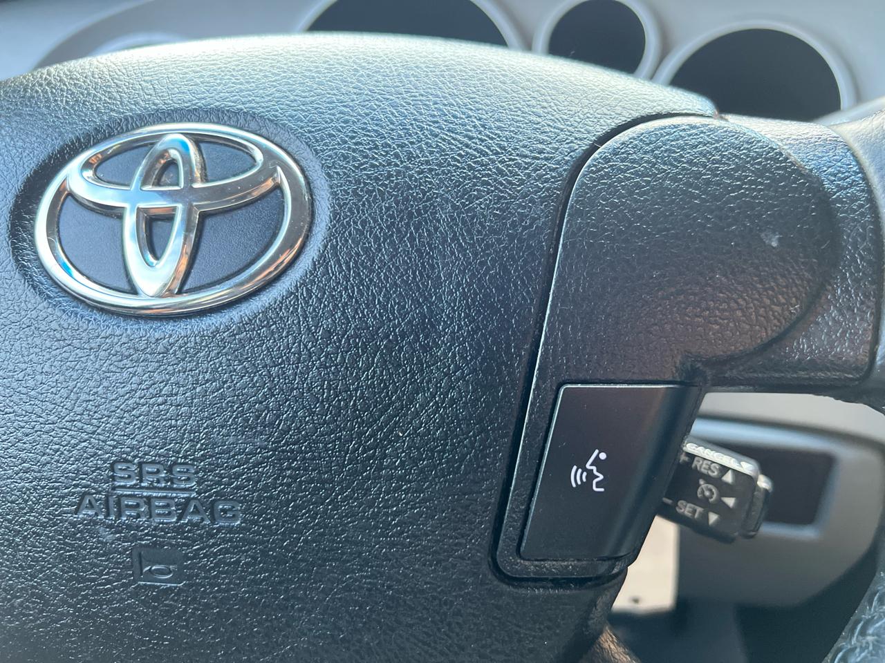Toyota Tundra Limited Double Cab 5.7L 4WD 2008