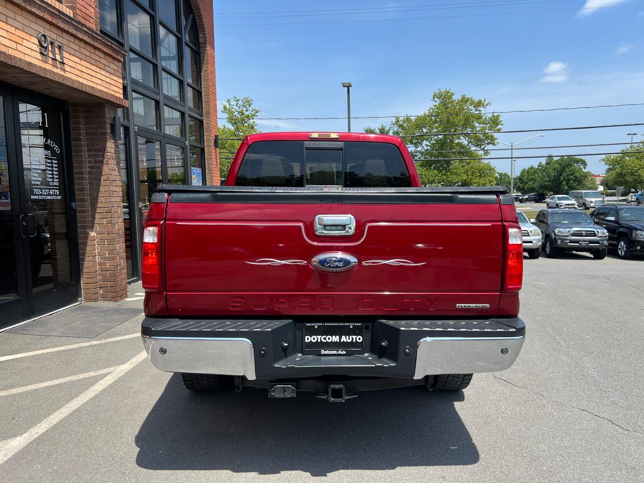 Ford F-250 SD Lariat Crew Cab Short Bed 4WD 2015