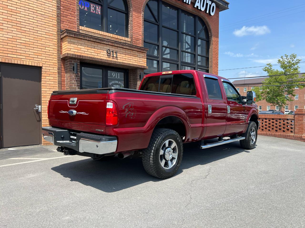 Ford F-250 SD Lariat Crew Cab Short Bed 4WD 2015