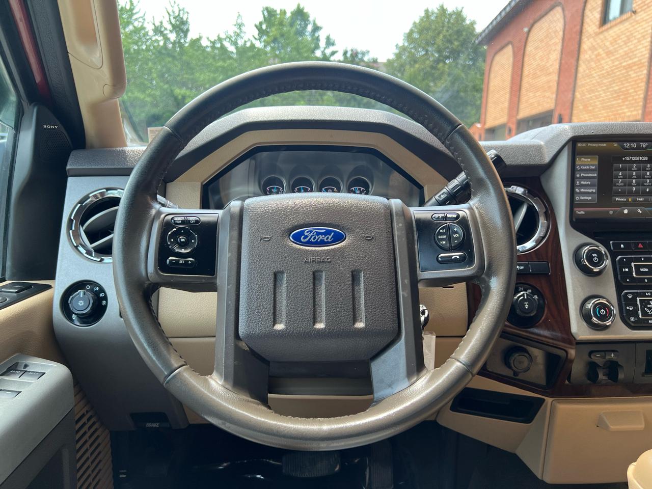 Ford F-250 SD Lariat Crew Cab Short Bed 4WD 2015