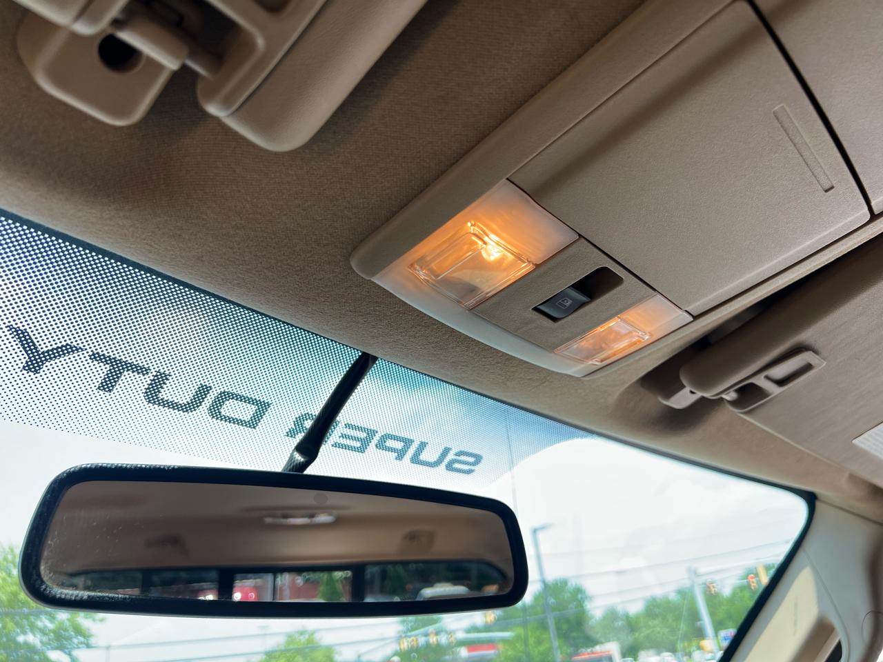 Ford F-250 SD Lariat Crew Cab Short Bed 4WD 2015