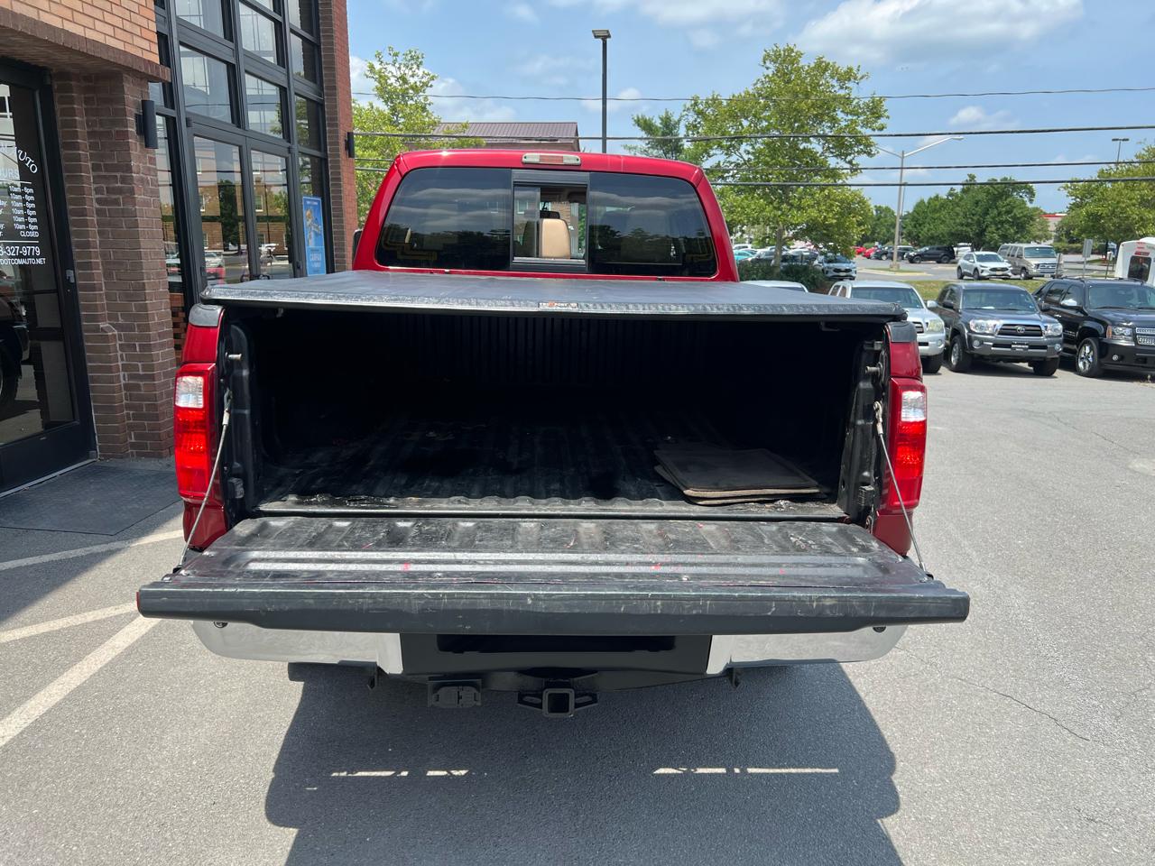Ford F-250 SD Lariat Crew Cab Short Bed 4WD 2015