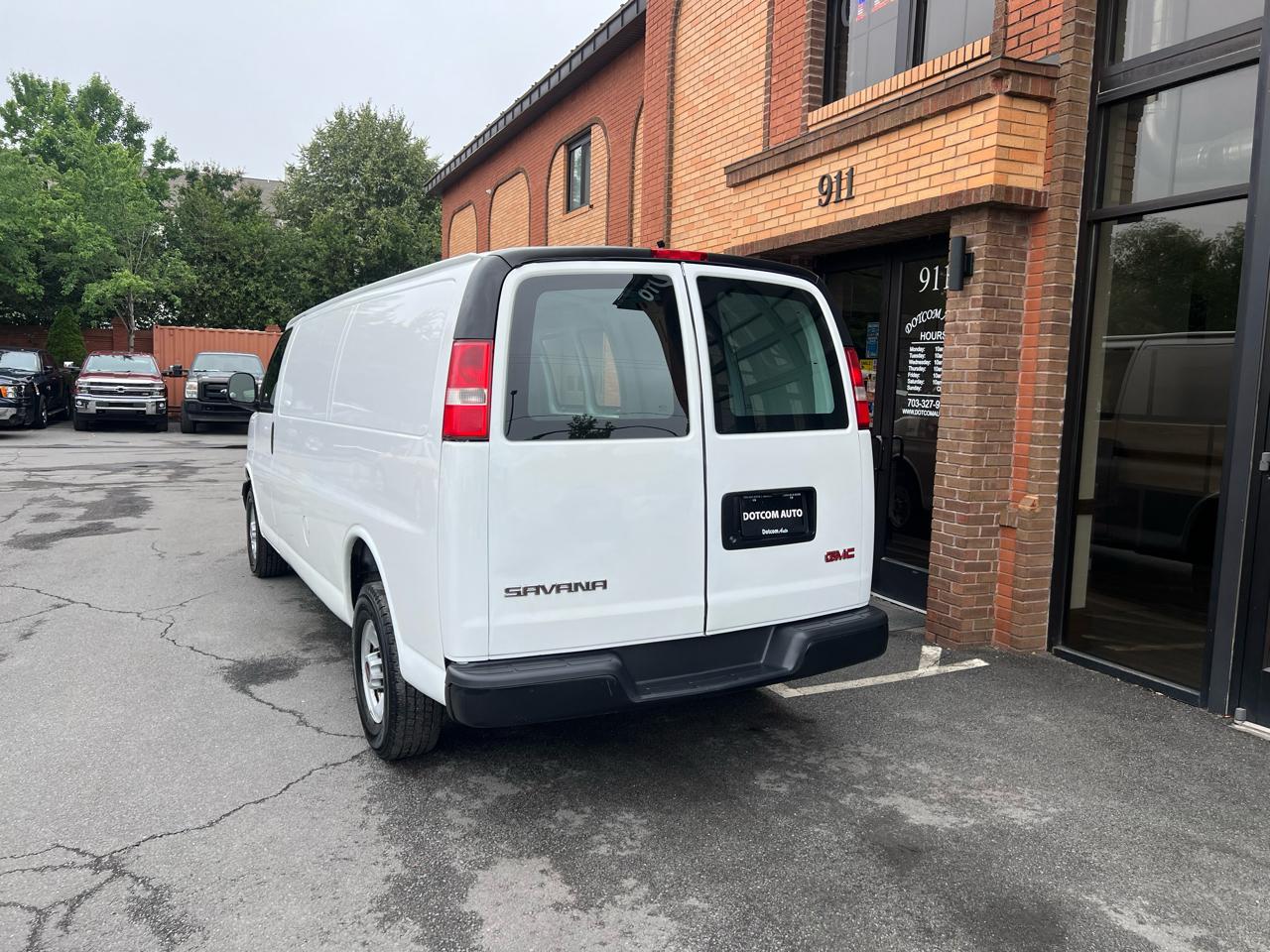 GMC Savana G3500 Extended Cargo 2009