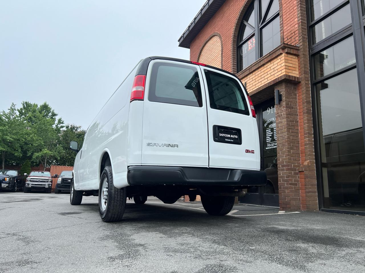 GMC Savana G3500 Extended Cargo 2009