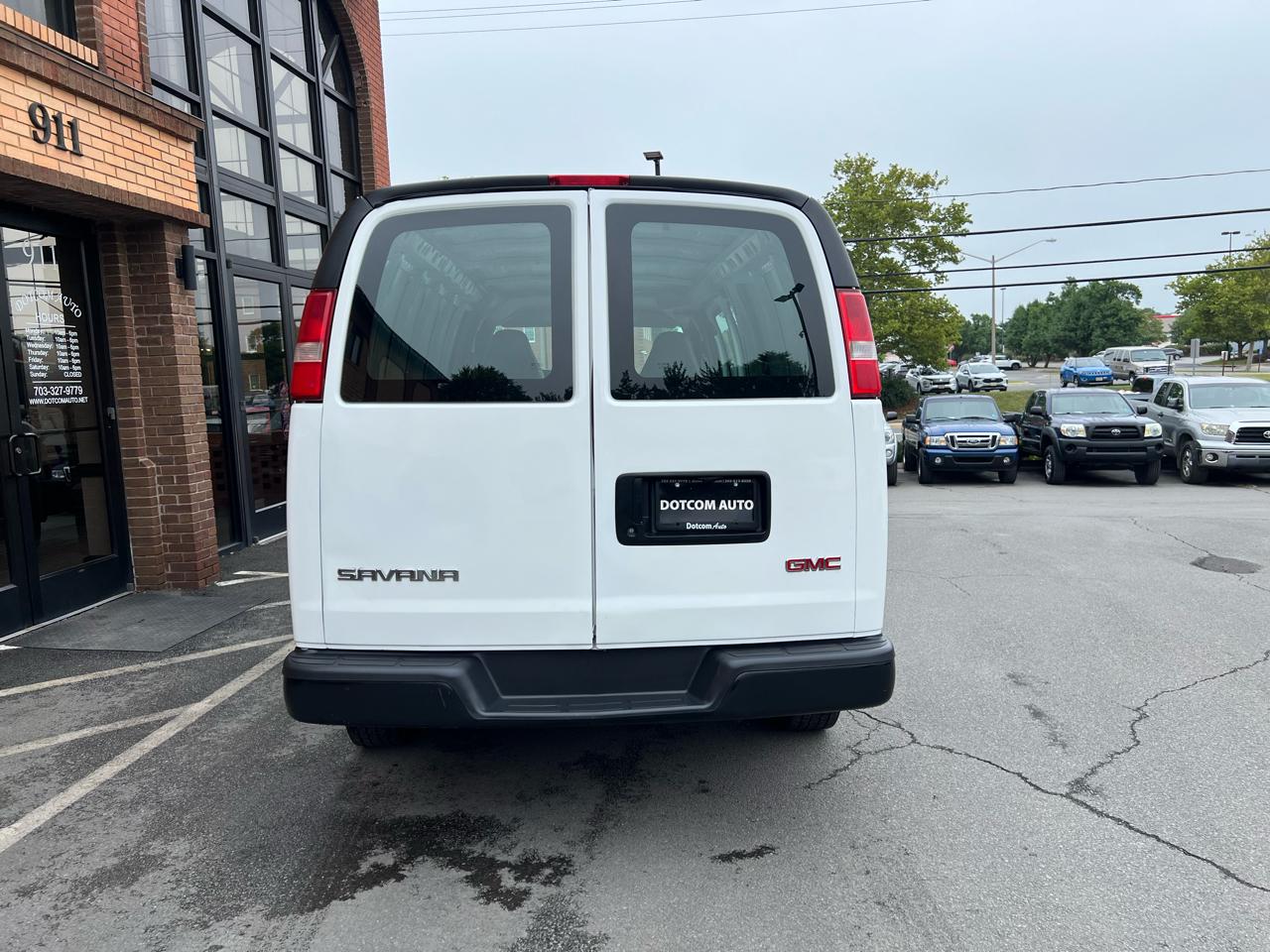 GMC Savana G3500 Extended Cargo 2009