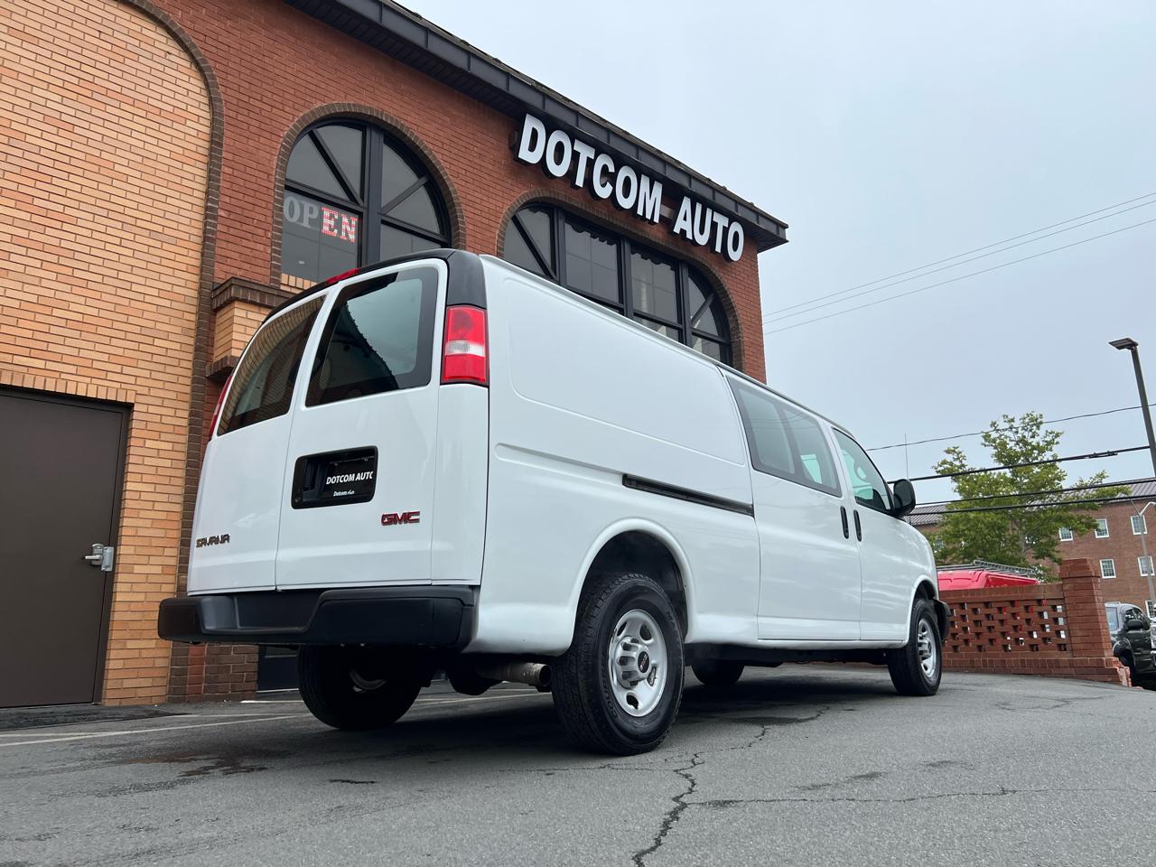 GMC Savana G3500 Extended Cargo 2009