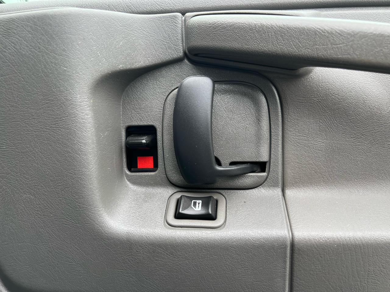 GMC Savana G3500 Extended Cargo 2009