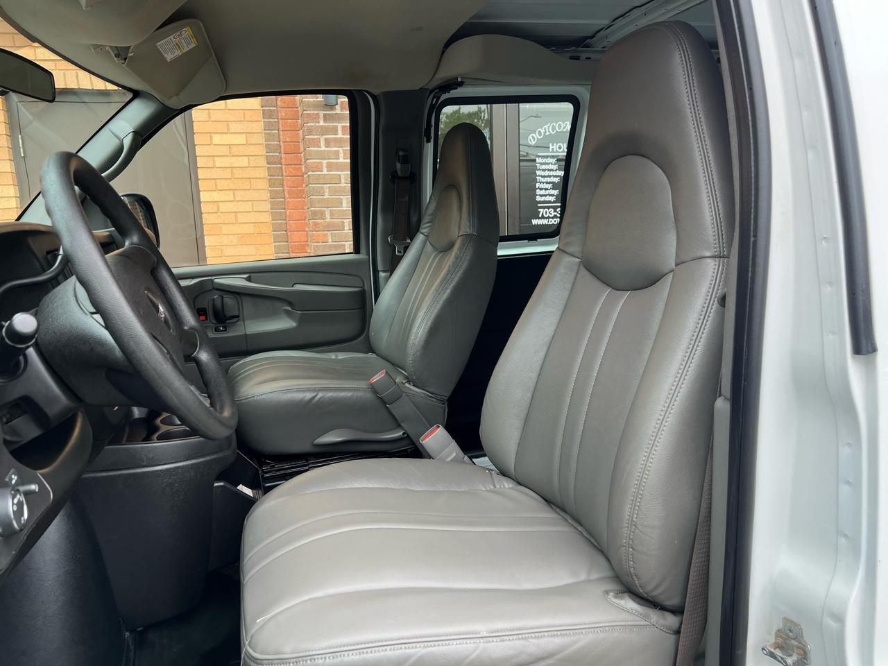 GMC Savana G3500 Extended Cargo 2009