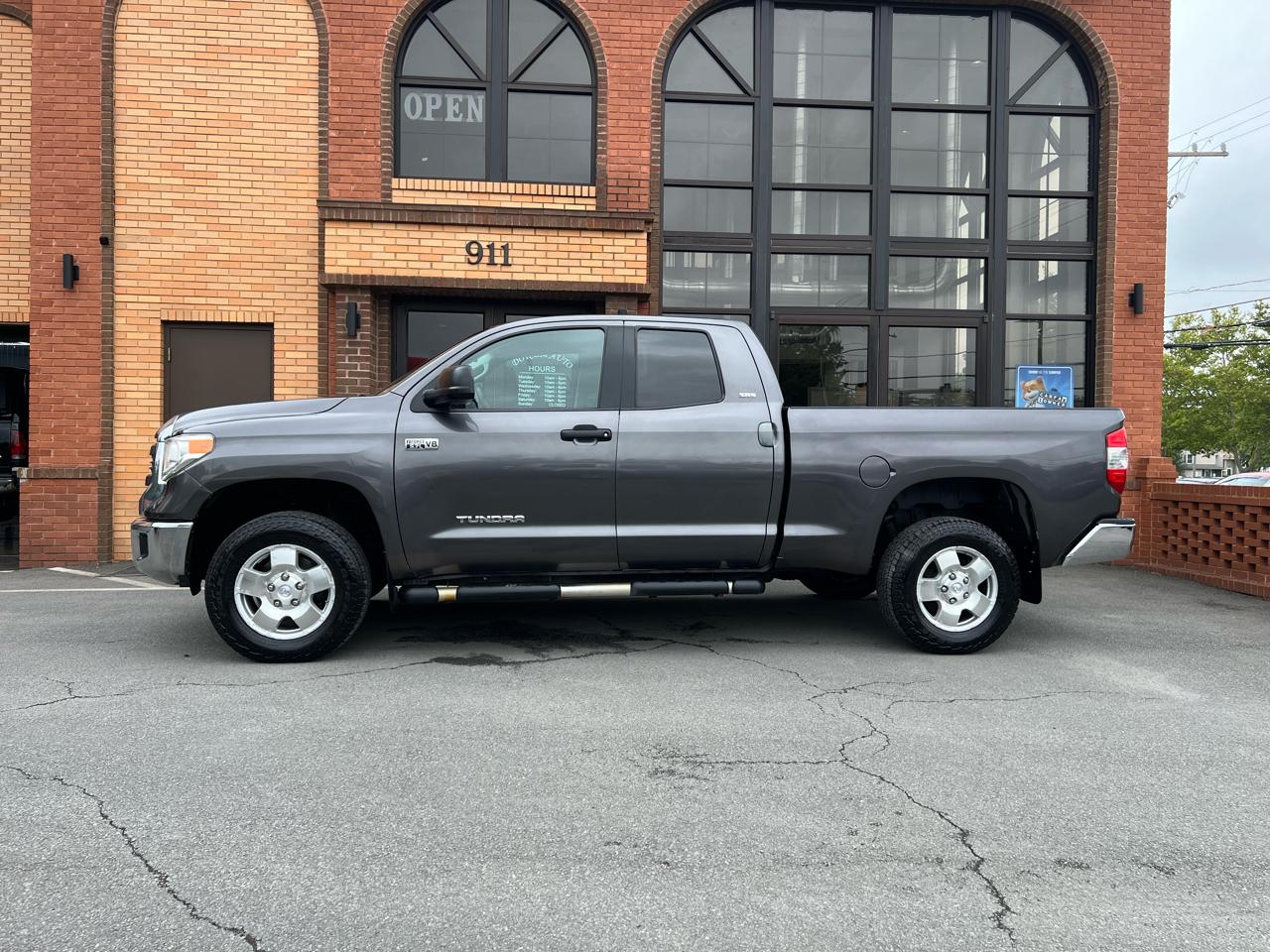 Toyota Tundra SR5 5.7L V8 Double Cab 4WD 2014