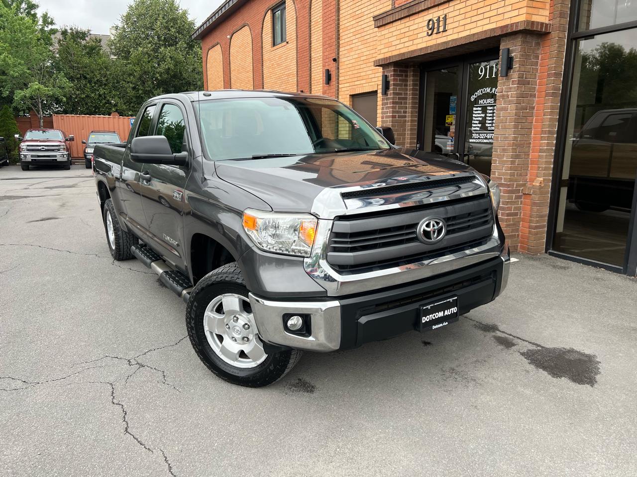 Toyota Tundra SR5 5.7L V8 Double Cab 4WD 2014