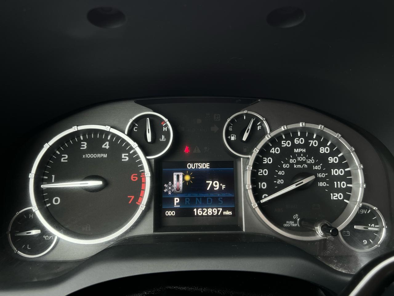 Toyota Tundra SR5 5.7L V8 Double Cab 4WD 2014