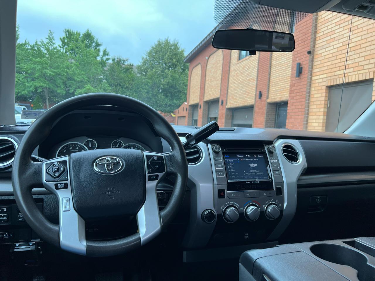 Toyota Tundra SR5 5.7L V8 Double Cab 4WD 2014