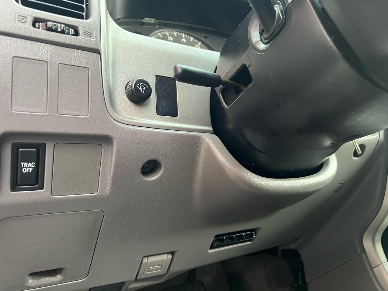 Toyota 4Runner SR5 2WD 2002