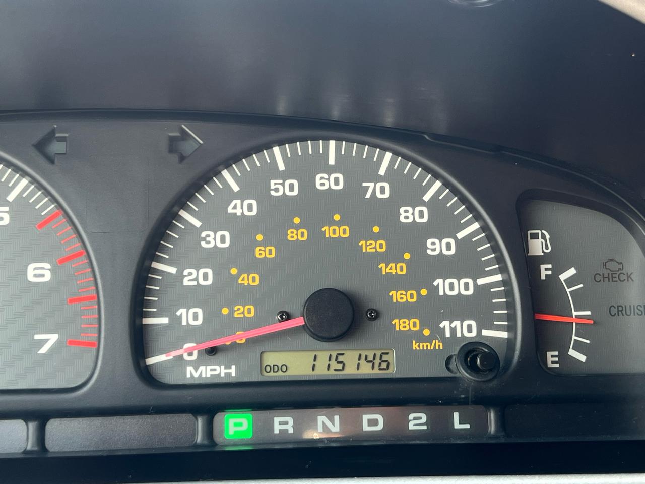 Toyota 4Runner SR5 2WD 2002