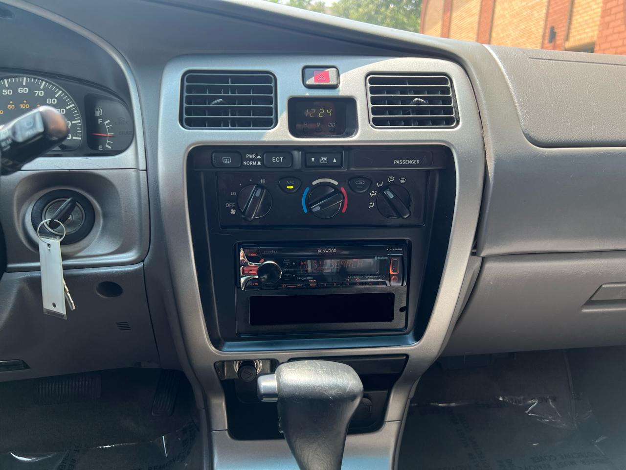 Toyota 4Runner SR5 2WD 2002