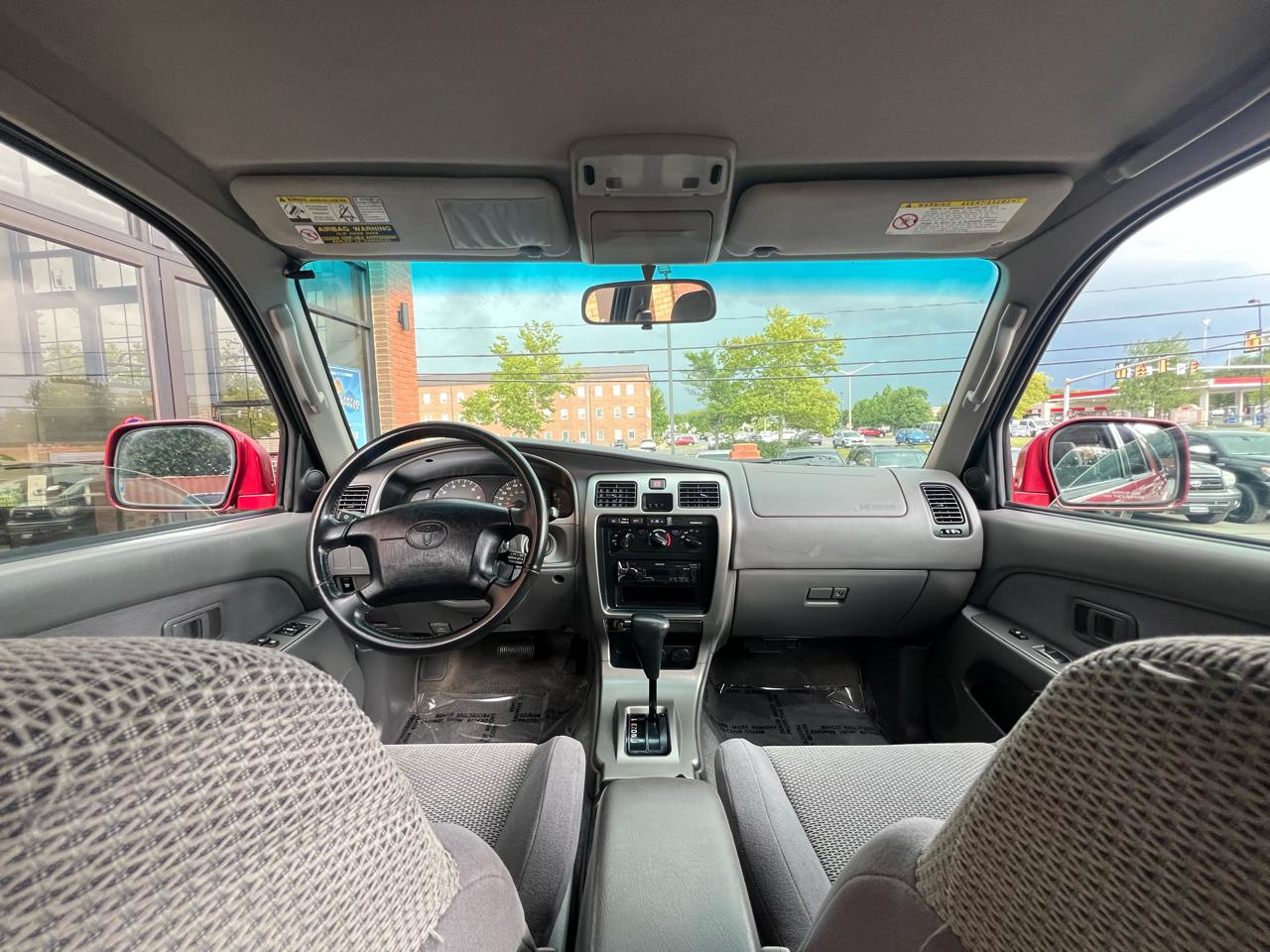 Toyota 4Runner SR5 2WD 2002