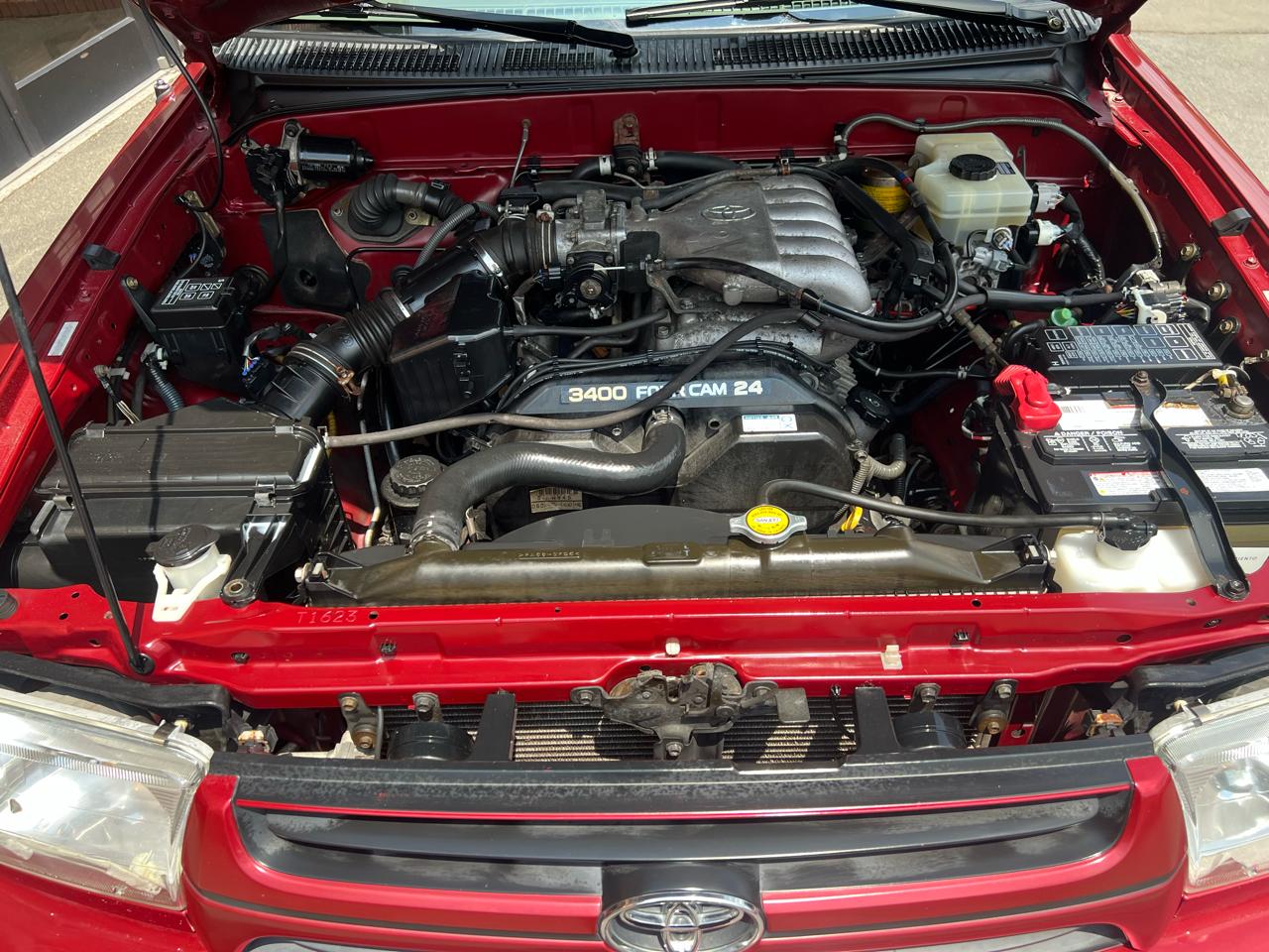 Toyota 4Runner SR5 2WD 2002