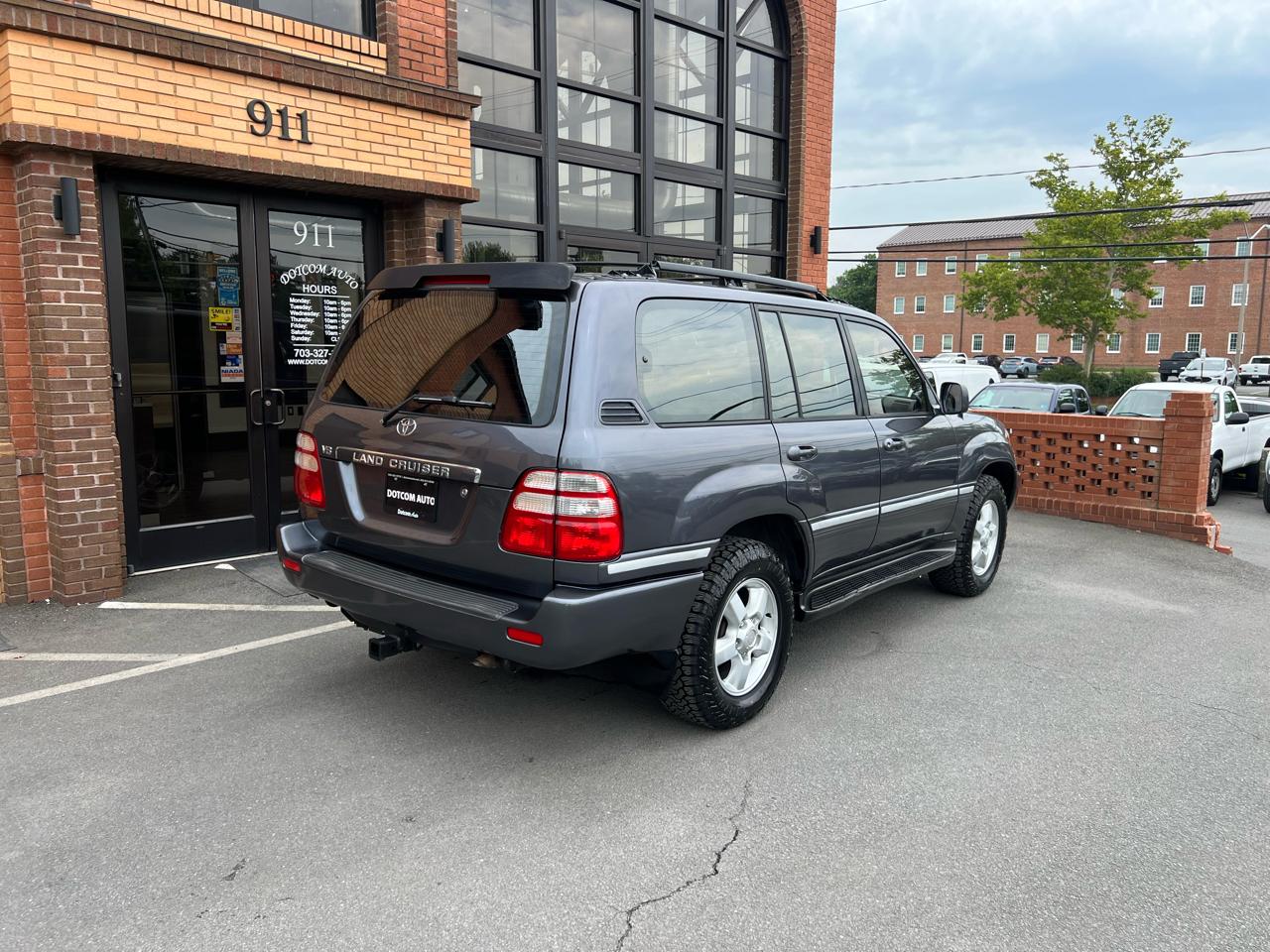 Toyota Land Cruiser 4WD 2003