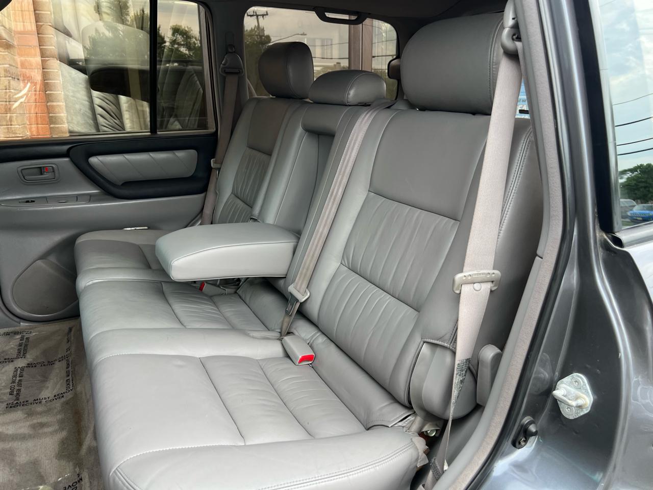 Toyota Land Cruiser 4WD 2003
