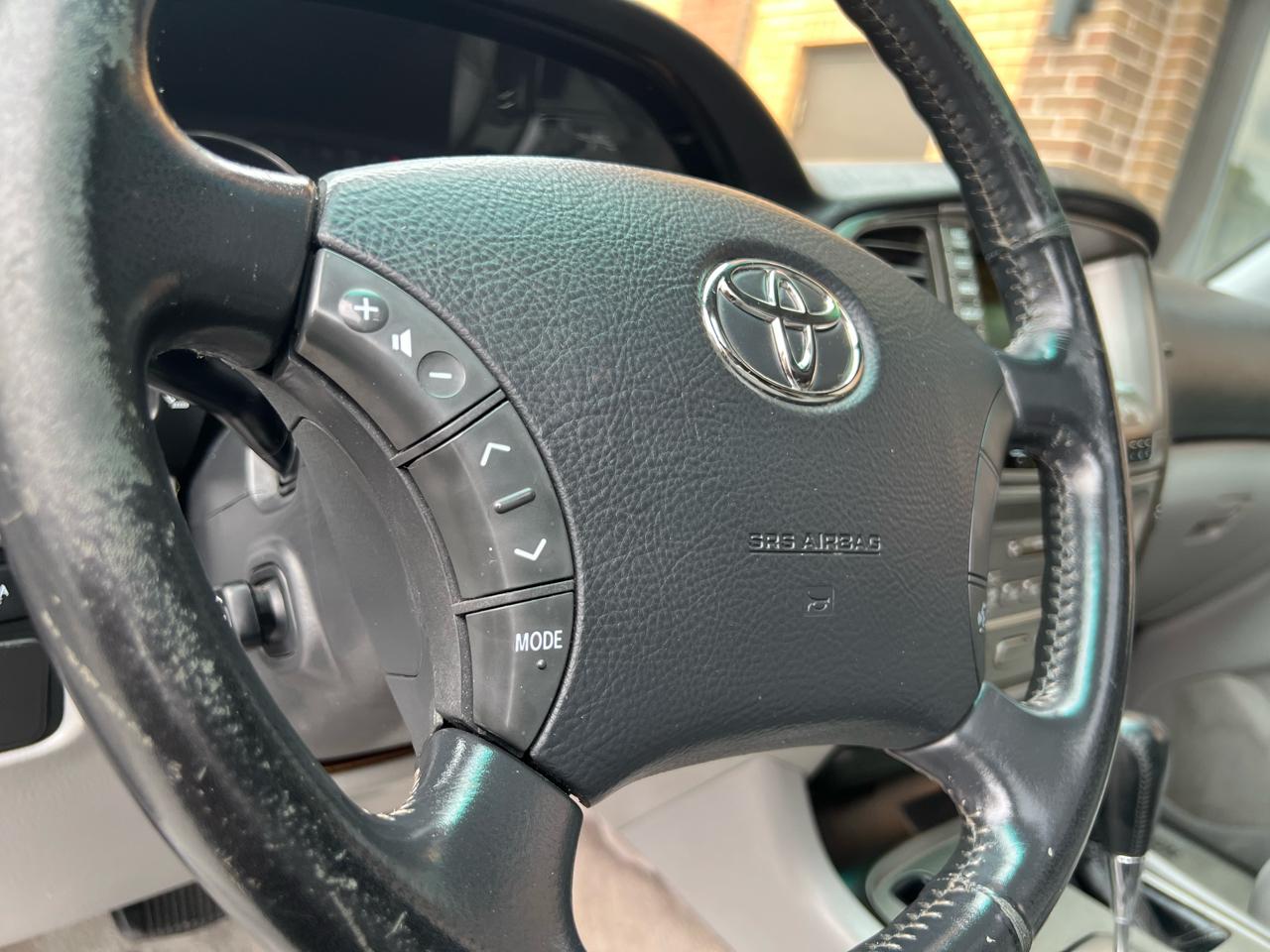 Toyota Land Cruiser 4WD 2003