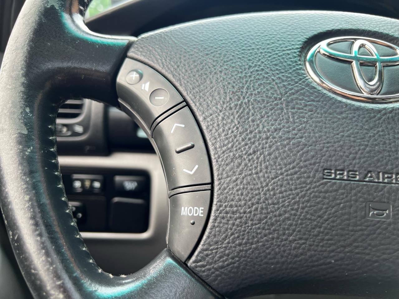Toyota Land Cruiser 4WD 2003