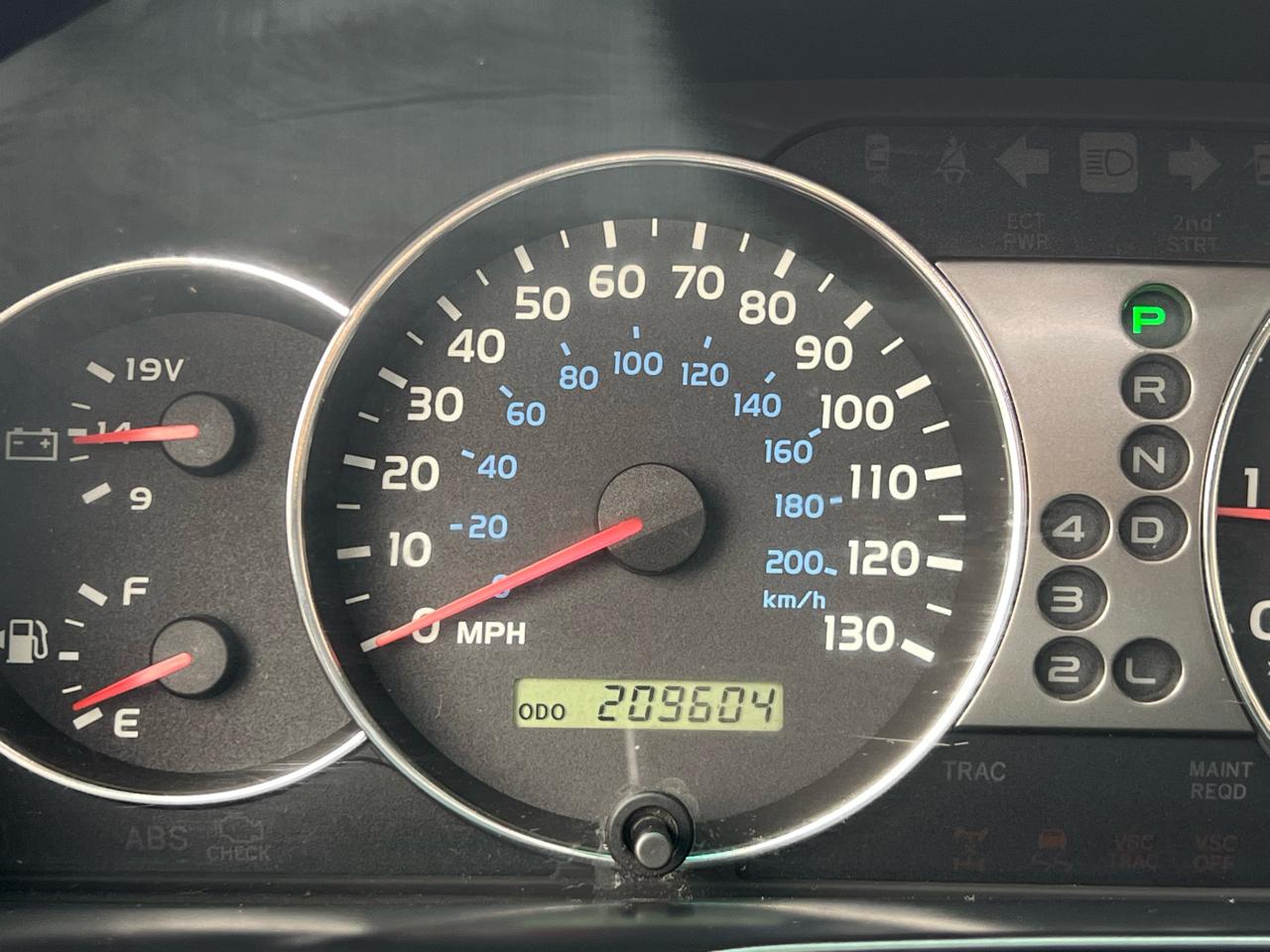 Toyota Land Cruiser 4WD 2003