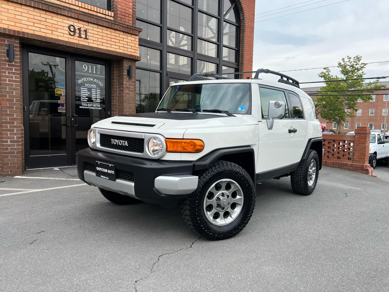 Toyota FJ Cruiser 4WD MT 2013